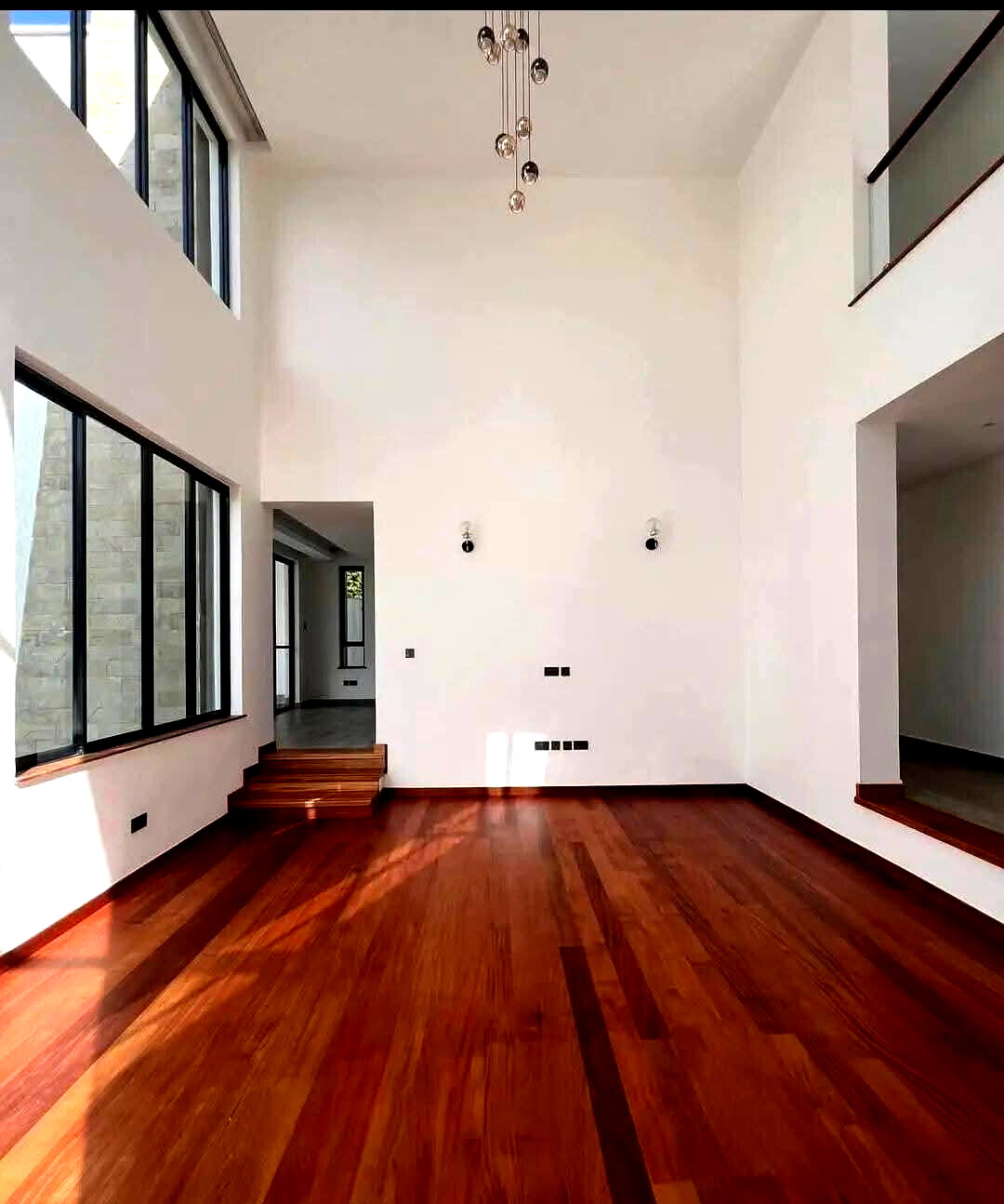 5-Ensuite Villa in Gated 8-Unit Scheme with Solar - Lavington