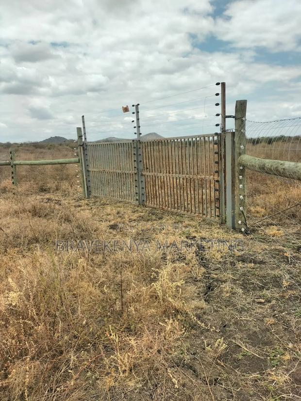 2000-Acre Land for Sale on Namanga Road