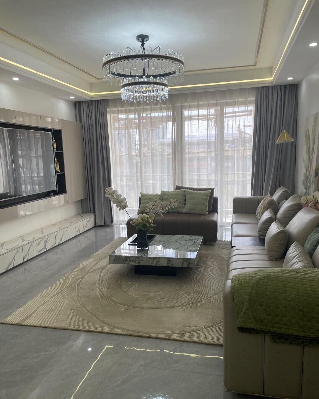 3BR All-Ensuite with Heated Pool & Rooftop BBQ - Lavington