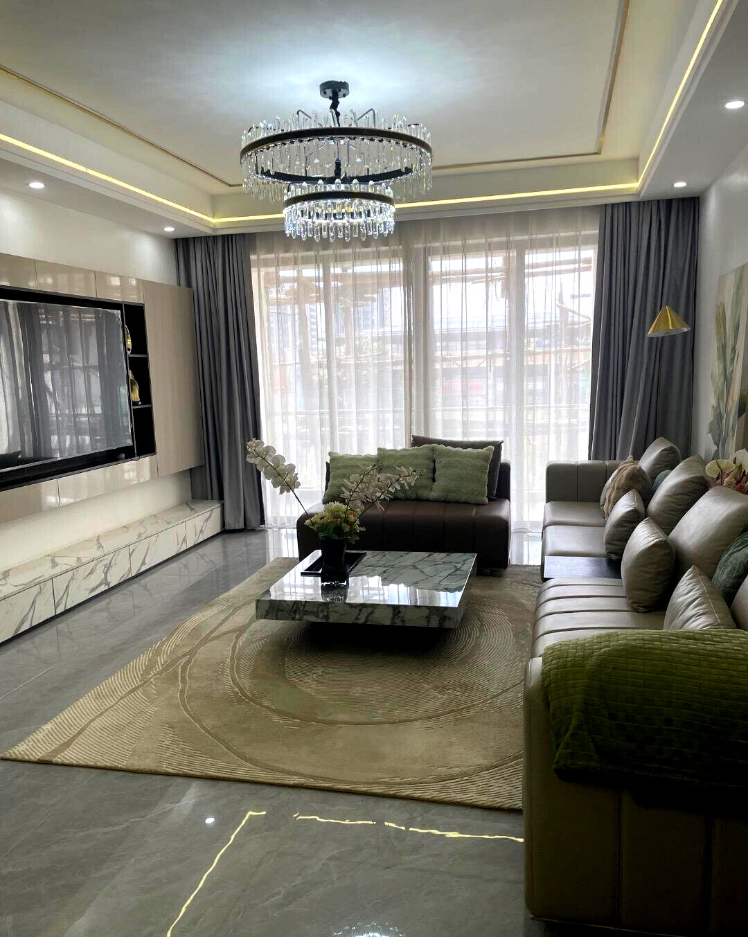 3BR All-Ensuite with Heated Pool & Rooftop BBQ - Lavington