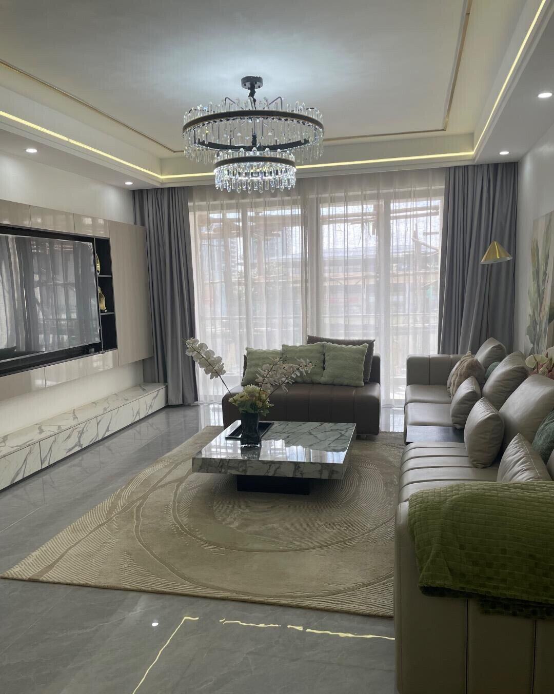 3BR All-Ensuite with Heated Pool & Rooftop BBQ - Lavington