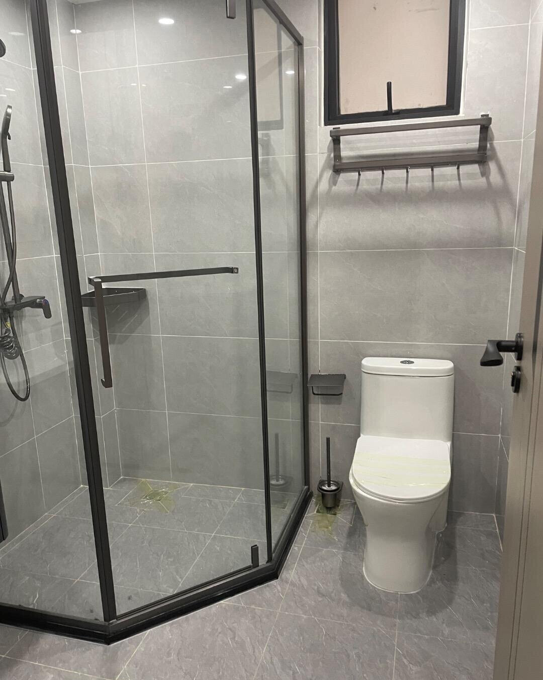 3BR All-Ensuite with Heated Pool & Rooftop BBQ - Lavington