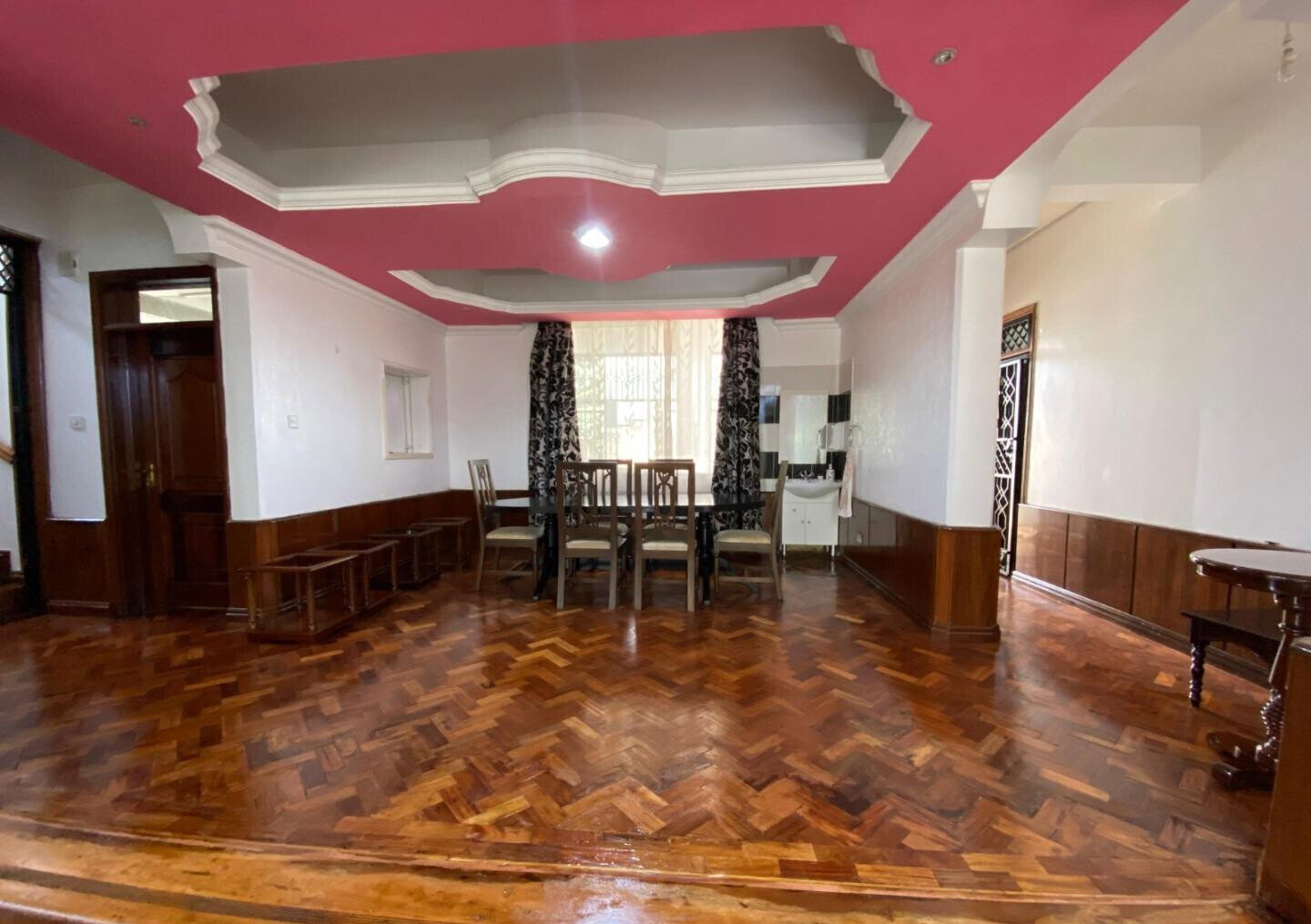KSh 300K 5BR Mansion