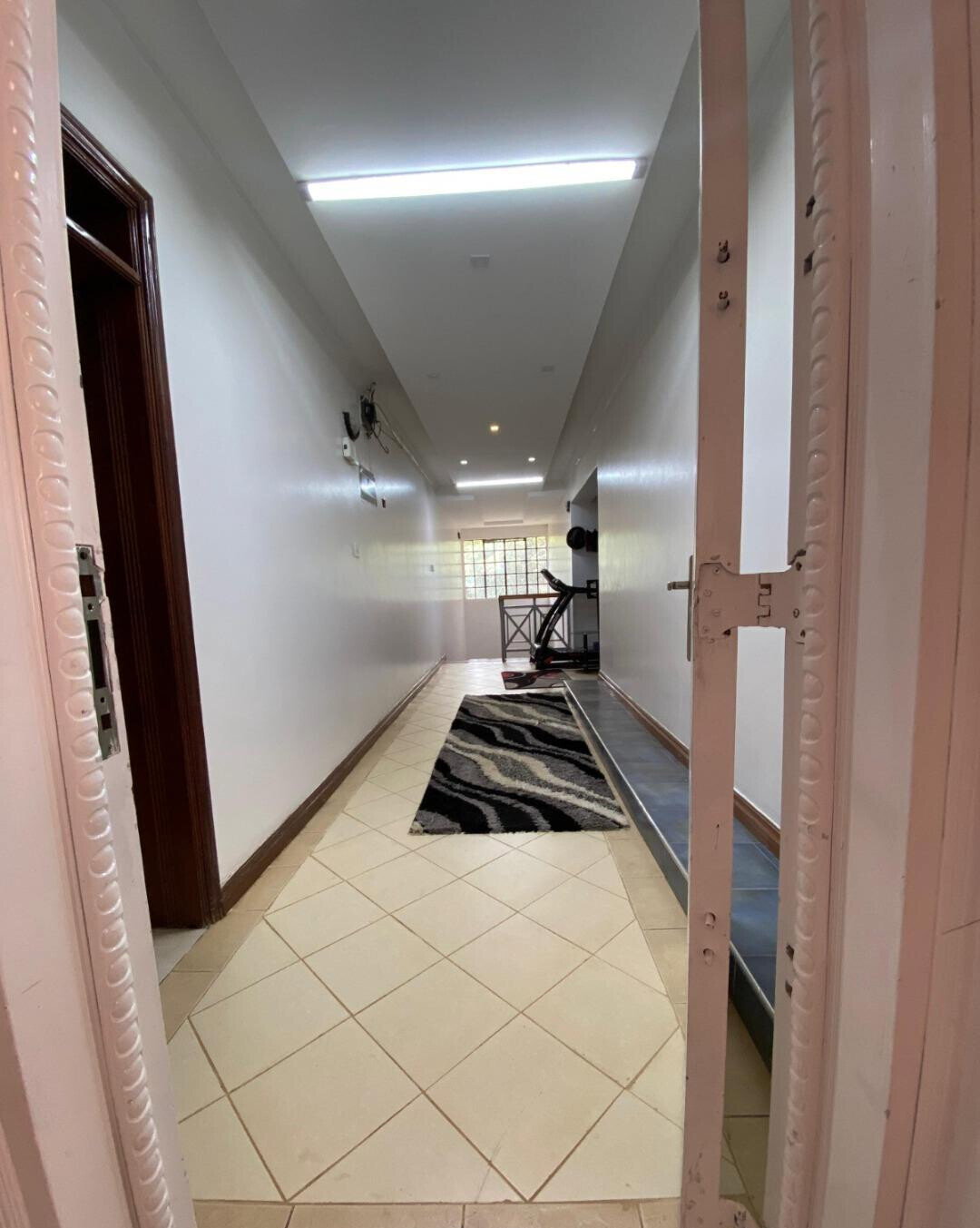 KSh 300K 5BR Mansion
