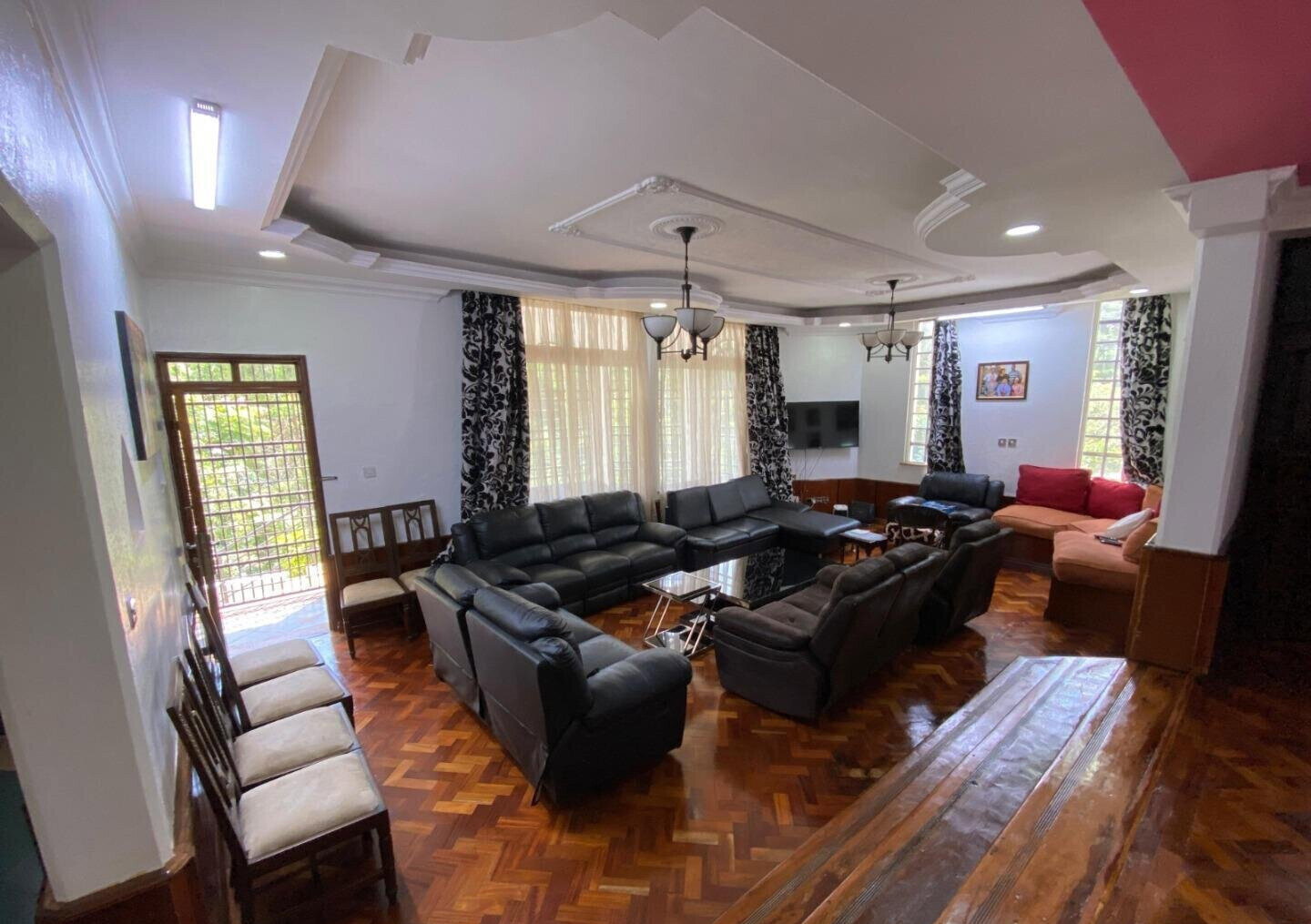 KSh 300K 5BR Mansion