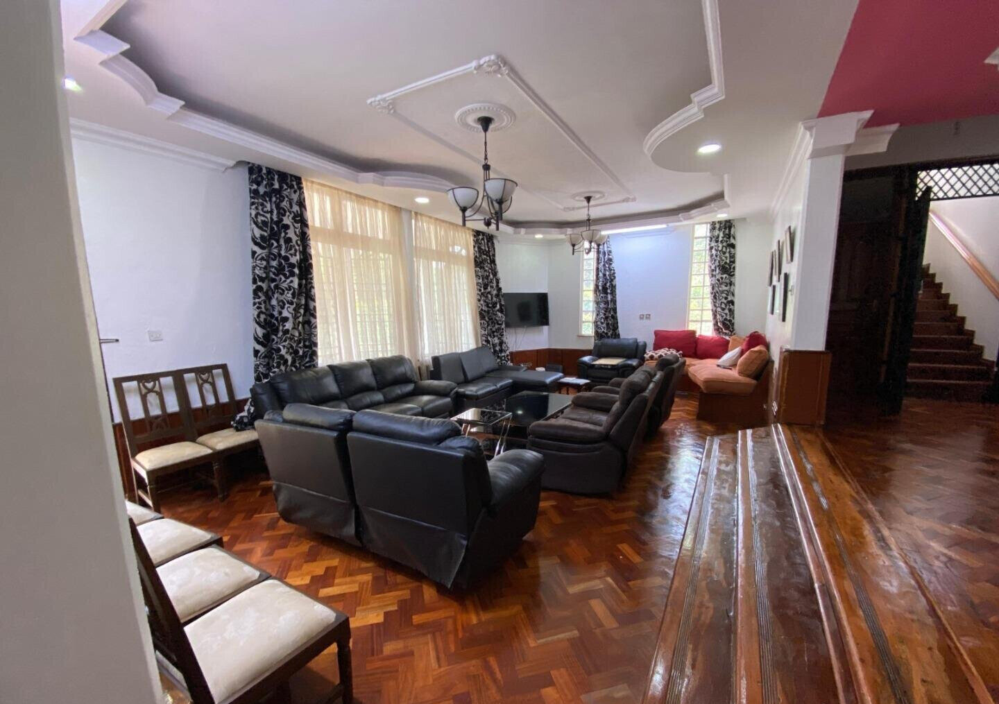 KSh 300K 5BR Mansion