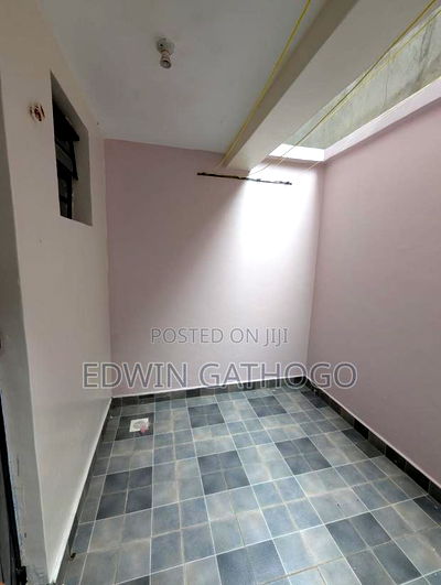 1bdrm Block of Flats in Seasons Estate for sale - Image 2