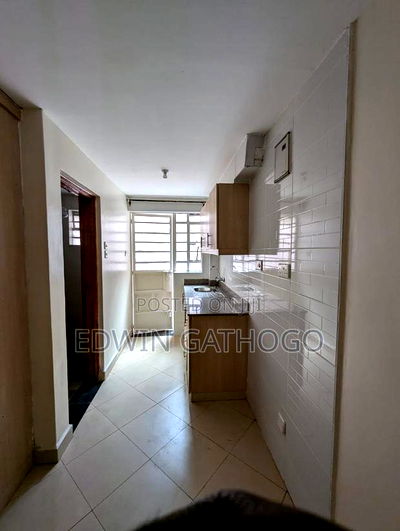 1bdrm Block of Flats in Seasons Estate for sale - Image 3