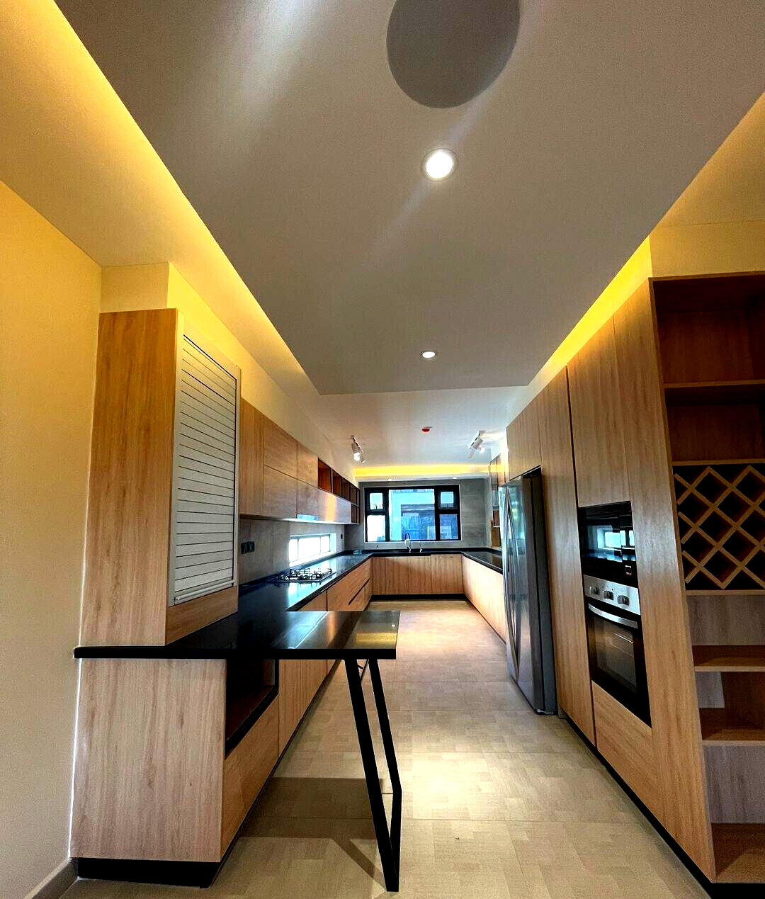 Newly Built 5-Ensuite Townhouse with Gym & Pool - Lavington
