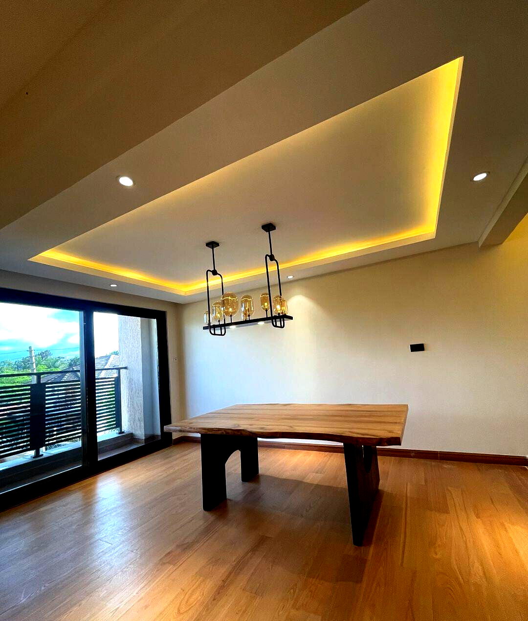 Newly Built 5-Ensuite Townhouse with Gym & Pool - Lavington