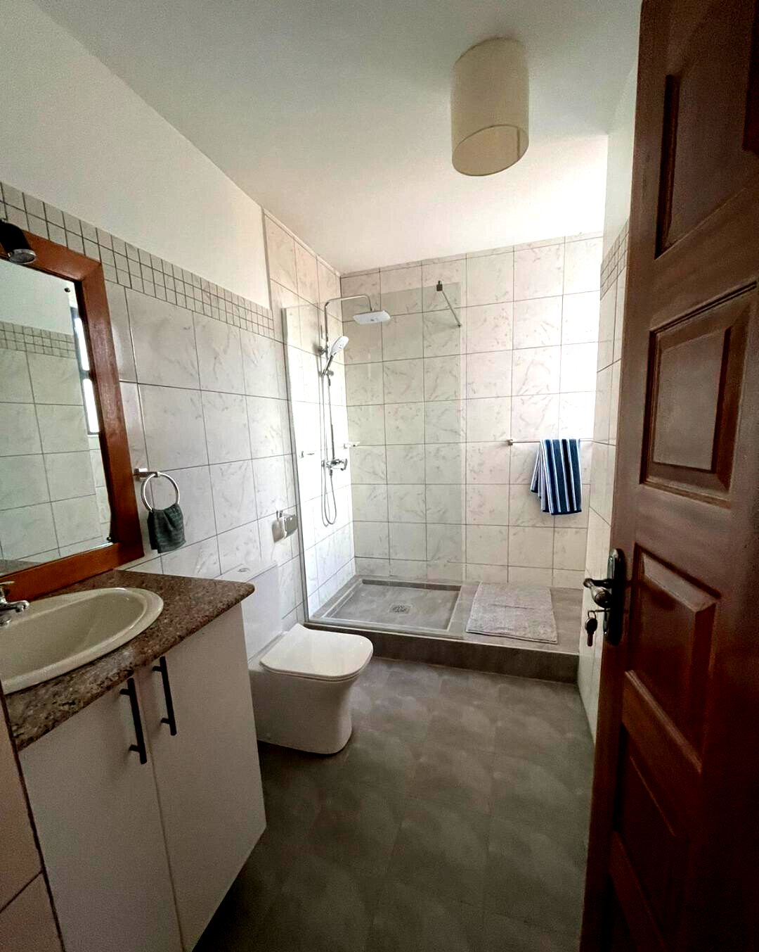 5BR Mansionette in Gated Community with Solar - Syokimau