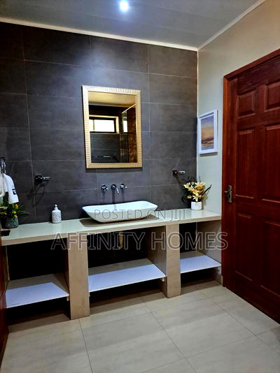 Furnished 1bdrm Apartment in The Courtyard, Lavington for rent - Image 14