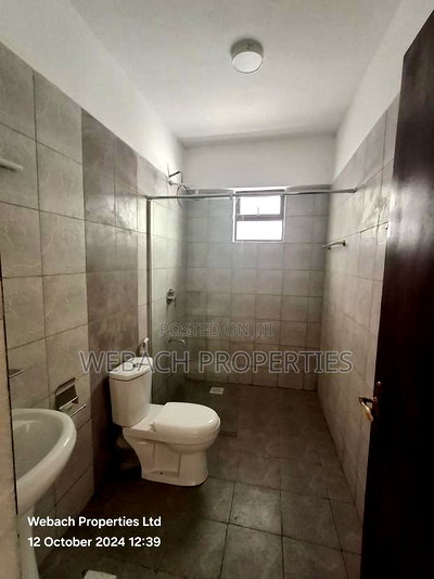 3bdrm Apartment in Gateway Mall, Syokimau for sale - Image 7
