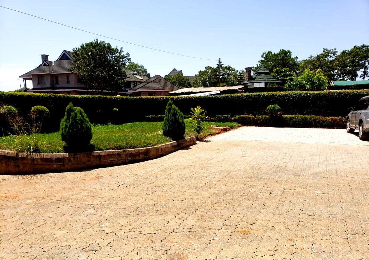 4BR All-Ensuite Townhouse with Guest Wing & DSQ - Thika Greens