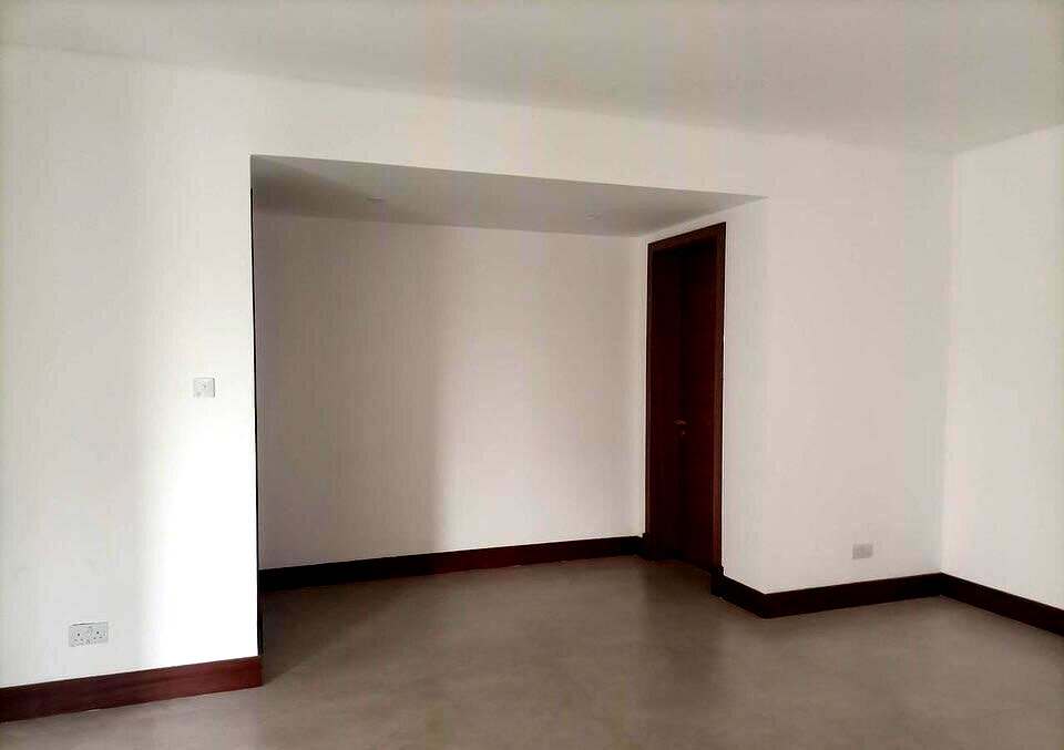 5 En-Suite Villa with Pantry & Garden in Leafy Kitisuru