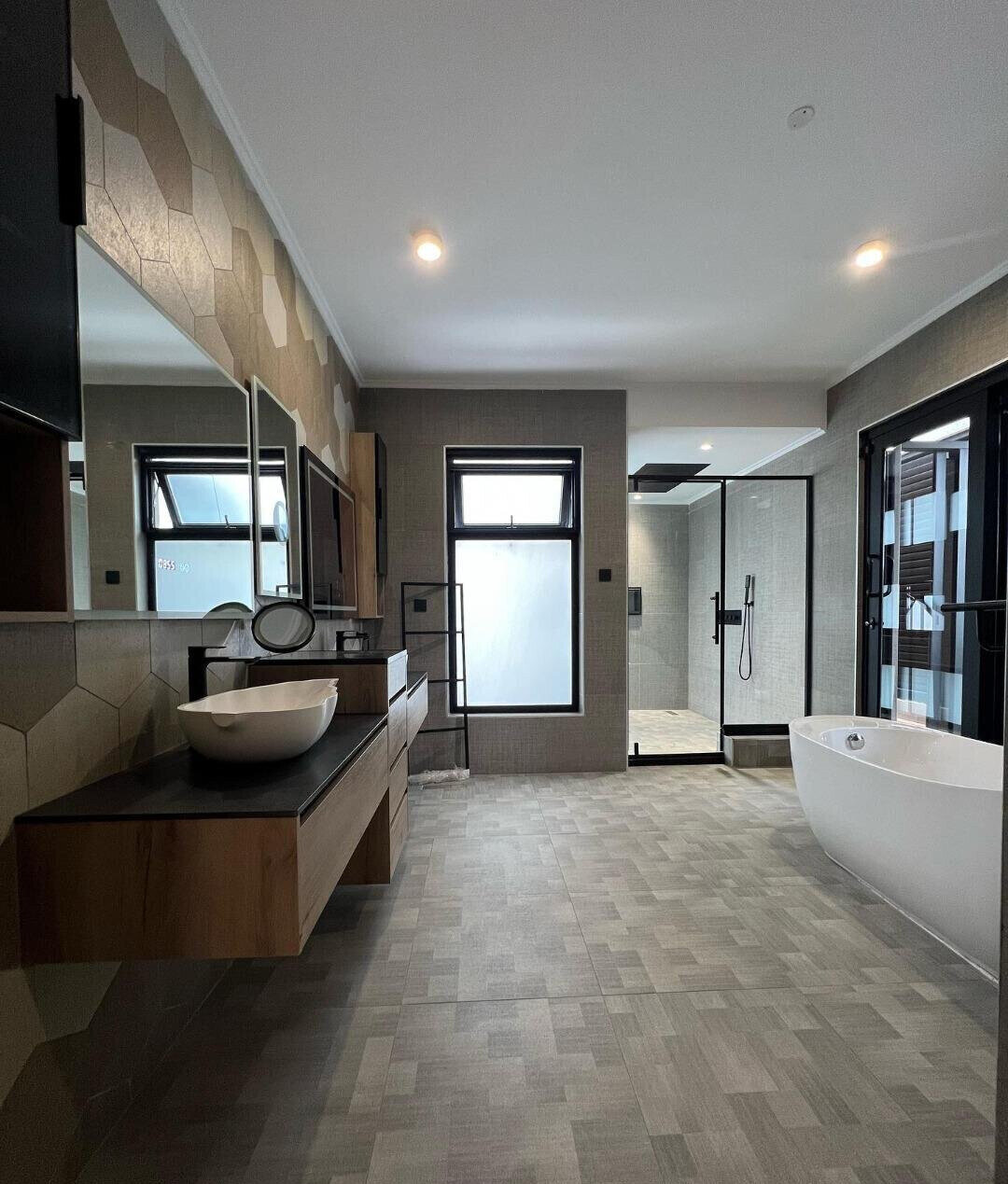 4-Ensuite Townhouse with Lift, Gym & Pool - Lavington
