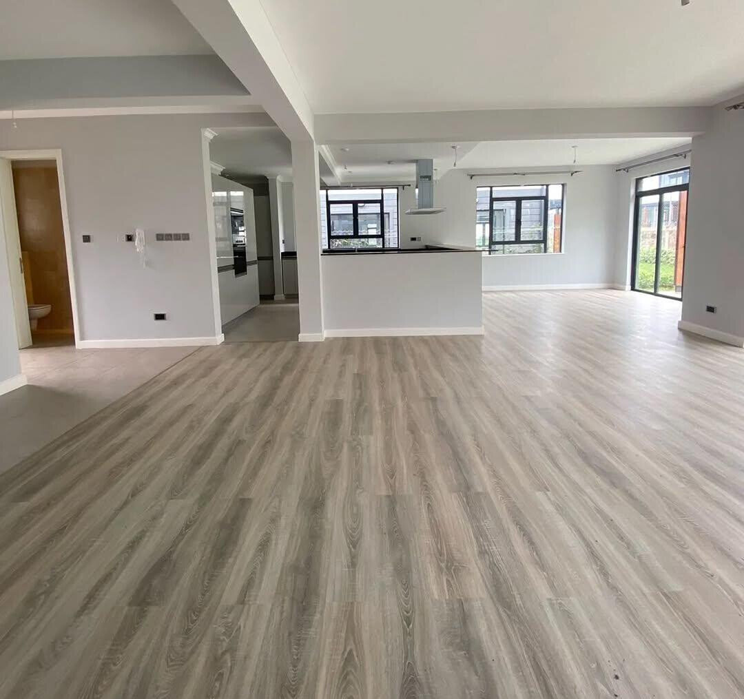 3BR All-Ensuite Townhouse with Pool & Gym - Runda