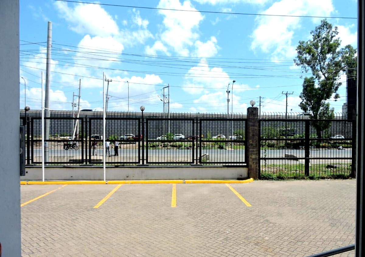 10-Acre Warehouse Plot for KSh 38M
