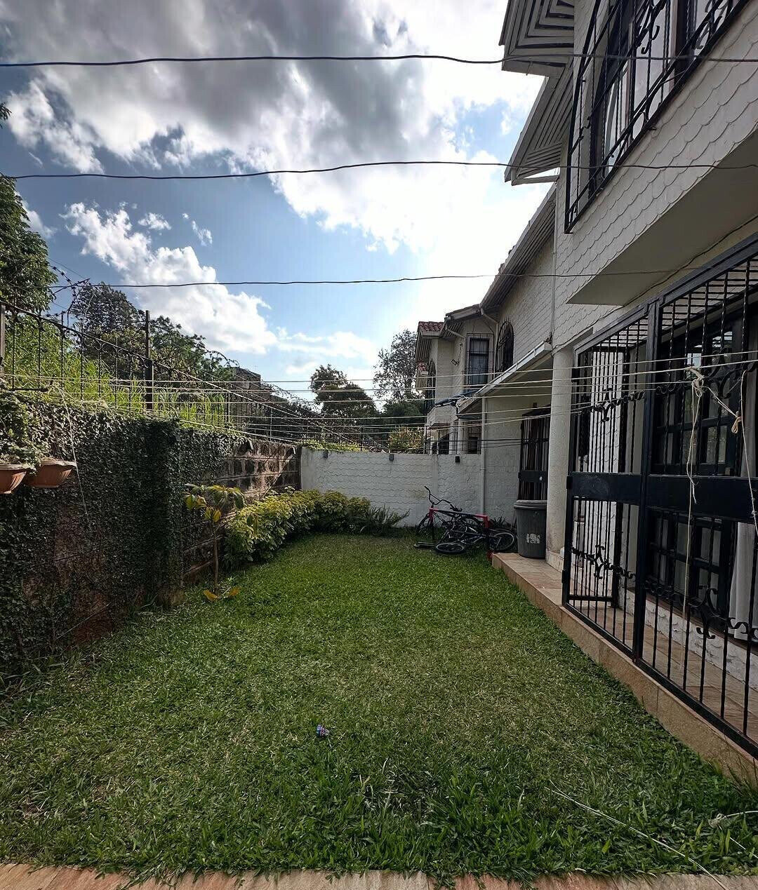 4BR Townhouse with DSQ, Garden & 10,000L Water Tank - Kileleshwa