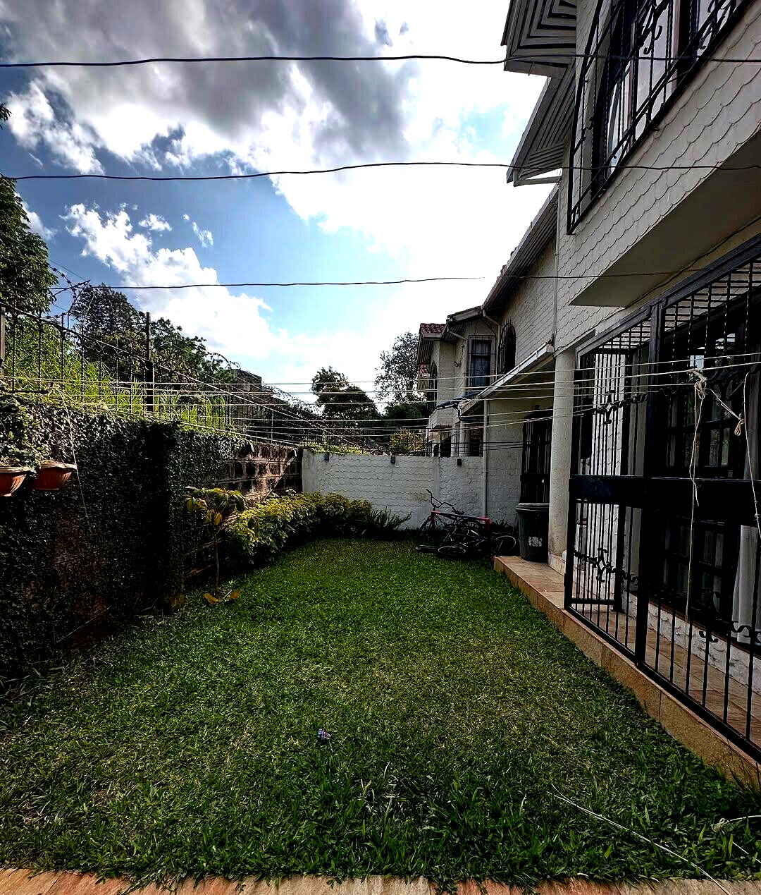 4BR Townhouse with DSQ, Garden & 10,000L Water Tank - Kileleshwa