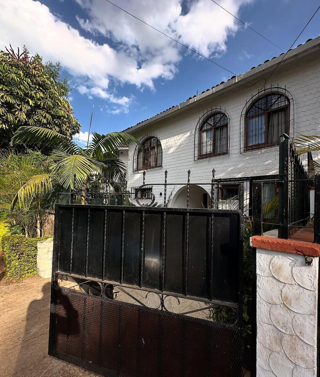 4BR Townhouse with DSQ, Garden & 10,000L Water Tank - Kileleshwa