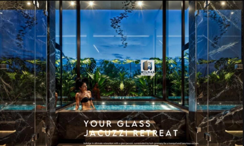 Private Pool & Glass Jacuzzi Villa - Lavington's Exclusive 8
