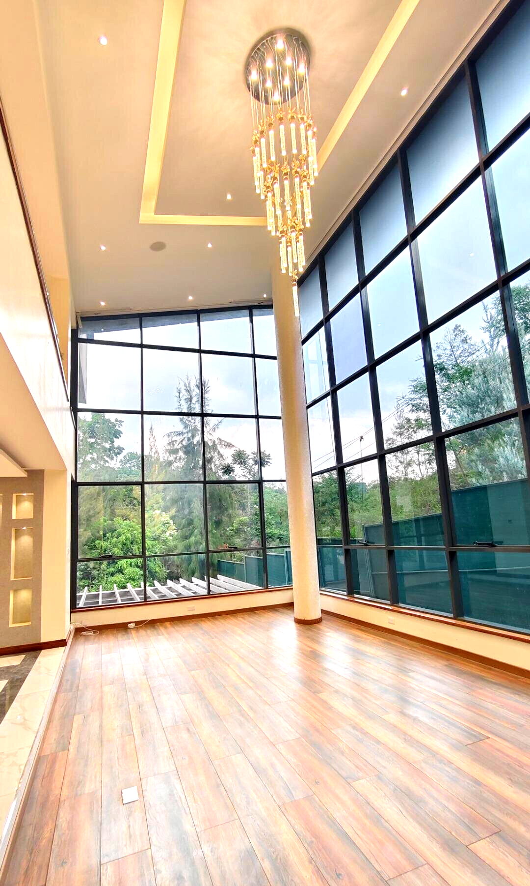 Quarter Acre Luxury Home for Rent