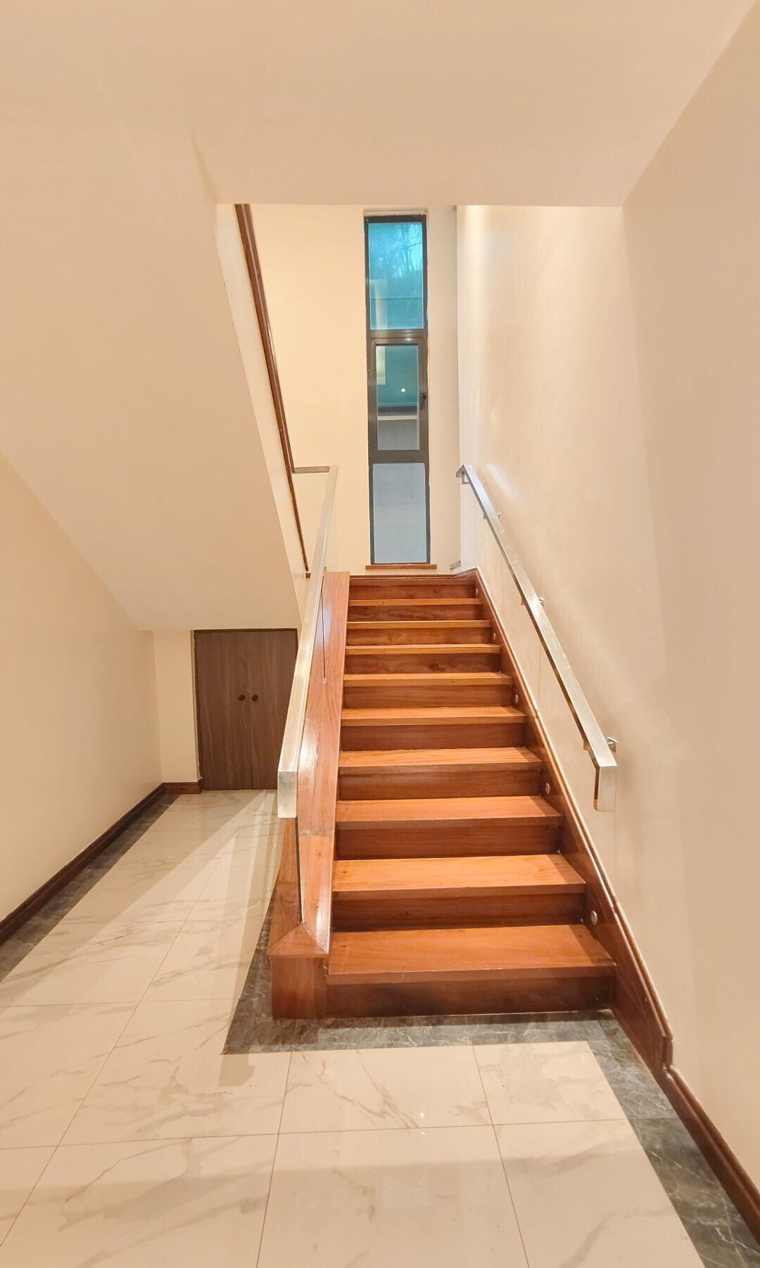 Quarter Acre Luxury Home for Rent