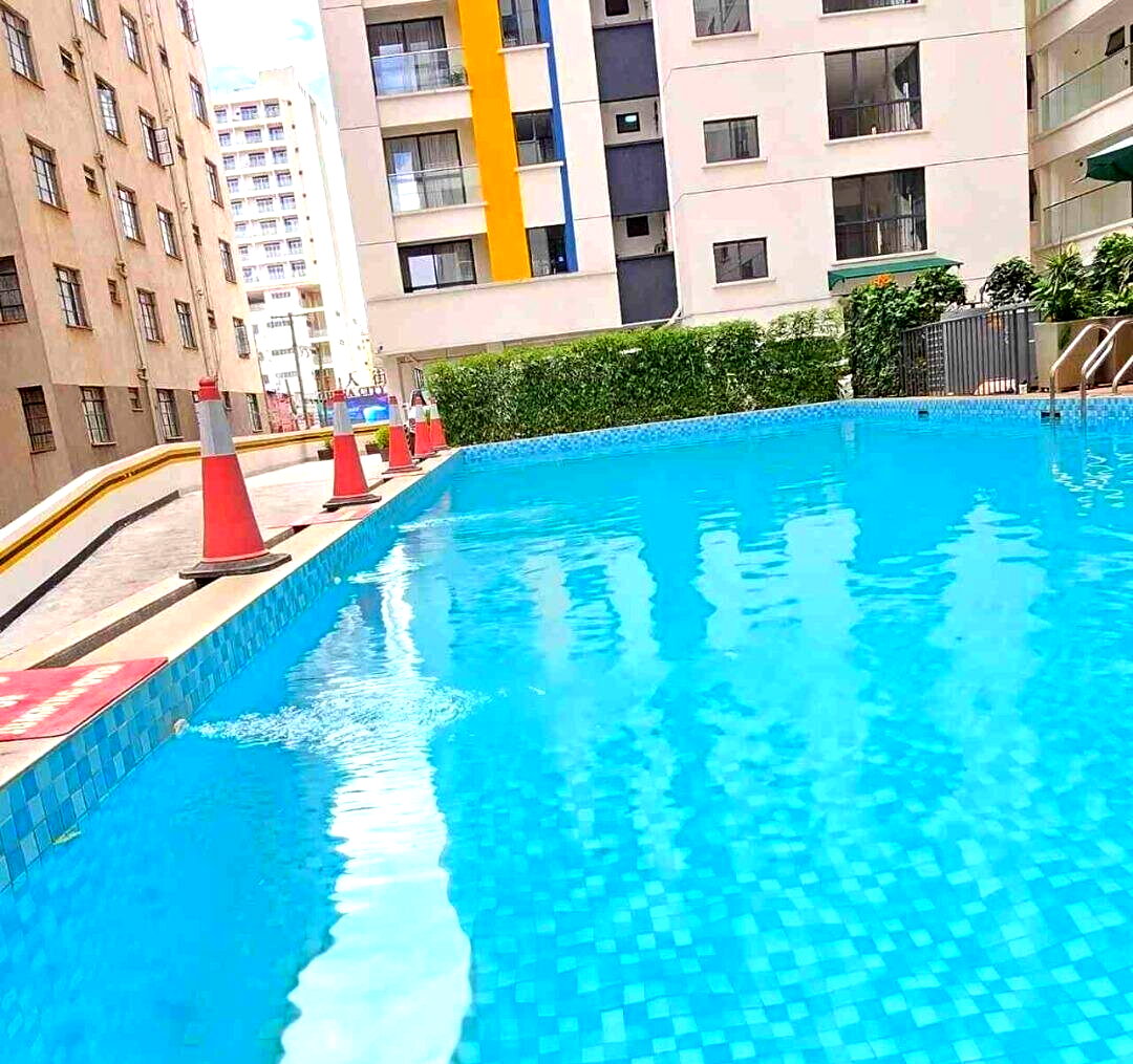 15th Floor 2BR with Rooftop Terrace & Pool - Kilimani