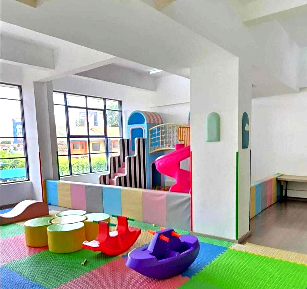 15th Floor 2BR with Rooftop Terrace & Pool - Kilimani