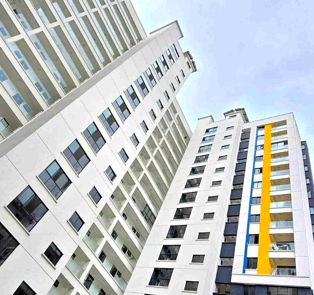 15th Floor 2BR with Rooftop Terrace & Pool - Kilimani