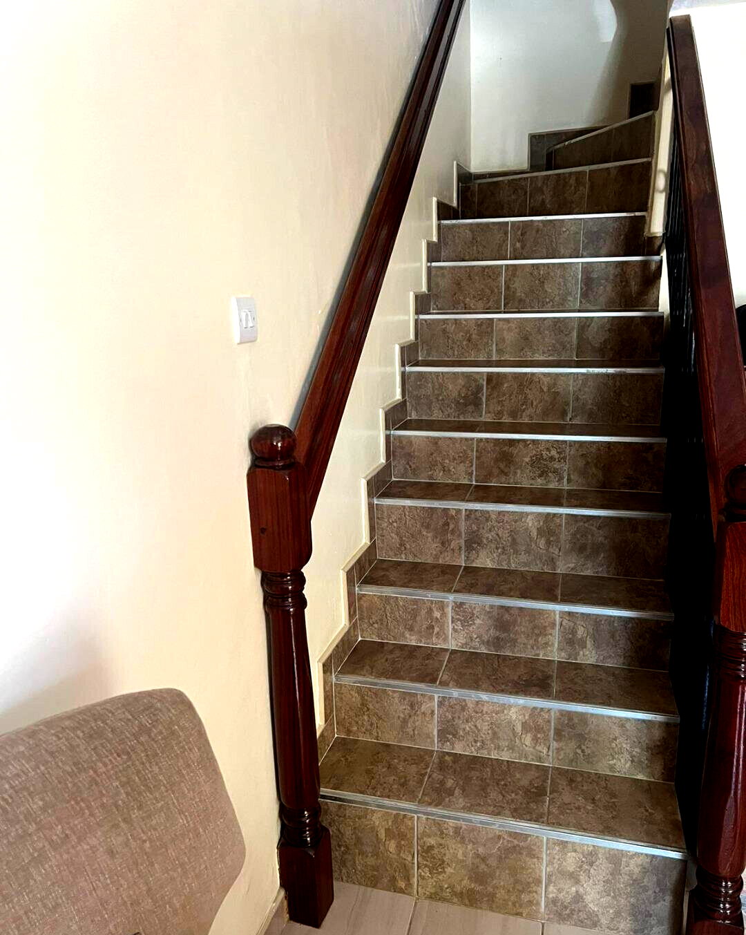 Fully Remodelled 4BR Maisonnette with Ready Title – Nyayo