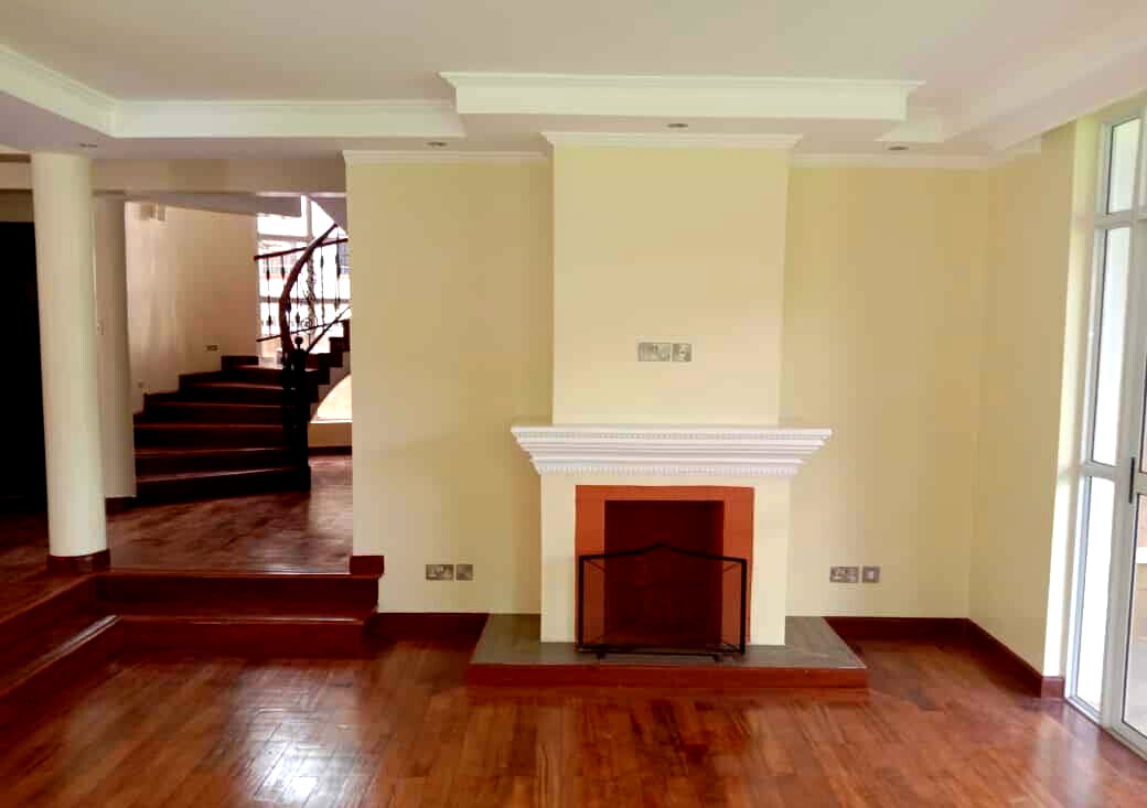 5-Ensuite Townhouse with DSQ & Mature Garden - Lavington