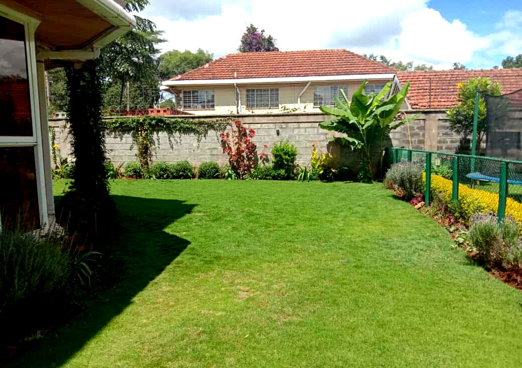 5-Ensuite Townhouse with DSQ & Mature Garden - Lavington