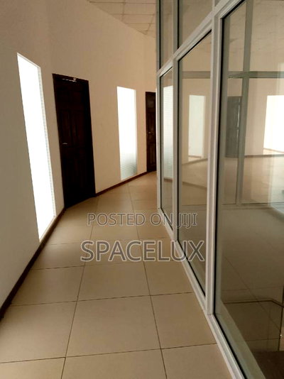 360 Degrees Round Office Space/Restaurant - Image 3