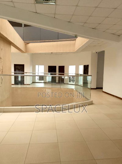 360 Degrees Round Office Space/Restaurant - Image 1