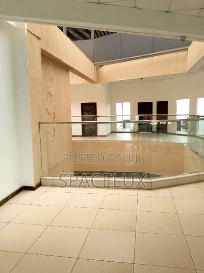 360 Degrees Round Office Space/Restaurant - Image 4