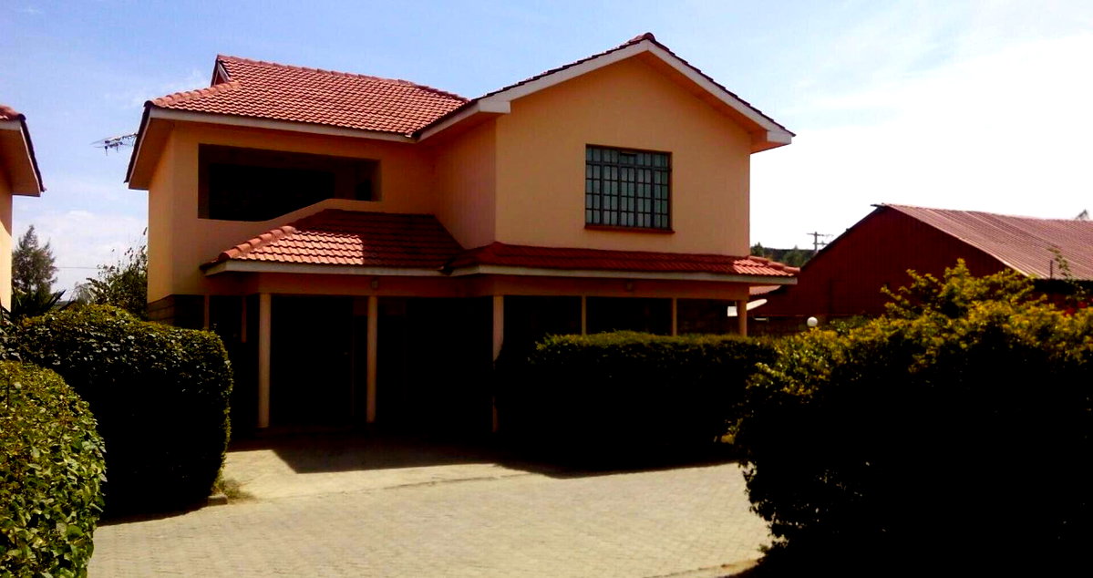 3BR Townhouse with DSQ & Stone Perimeter Fence - Kitengela