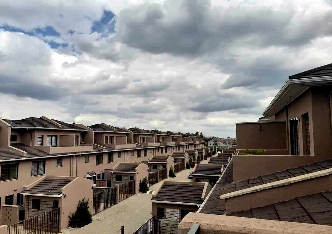 4BR Townhouse with DSQ & Borehole - Syokimau, Mombasa Rd