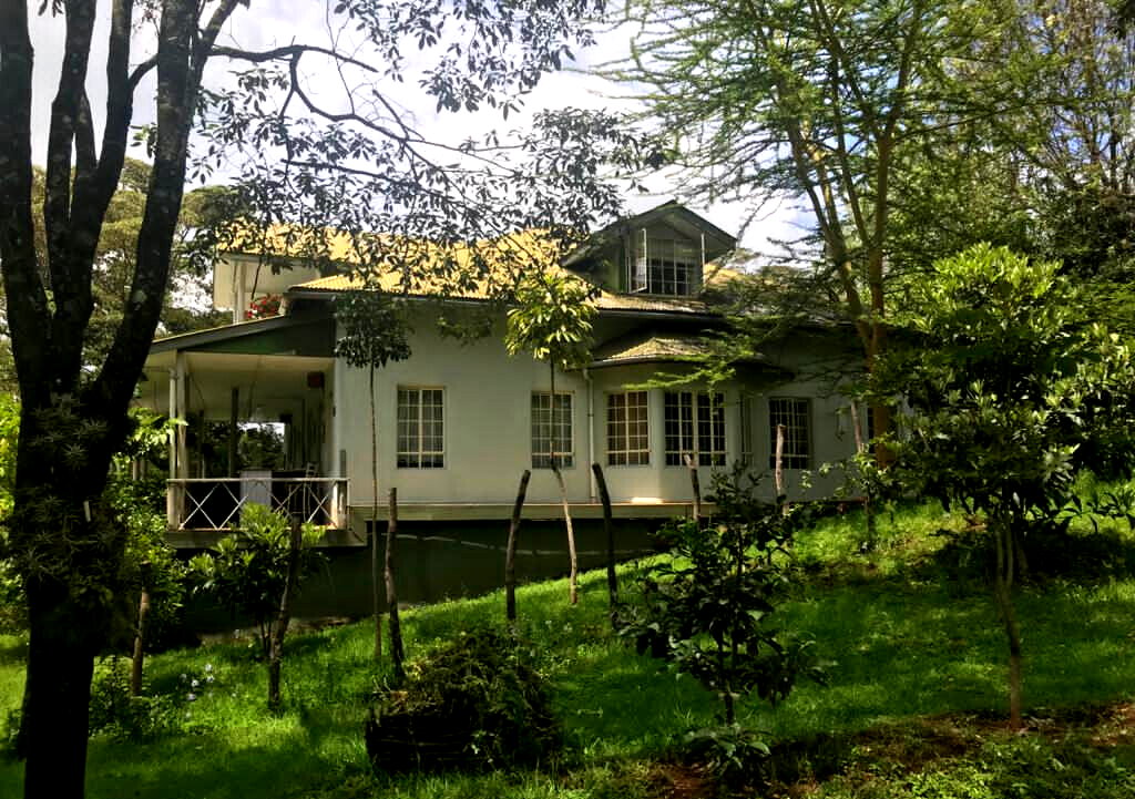 3-Bed Townhouse on 1.9 Acres with Big Garden – Karen