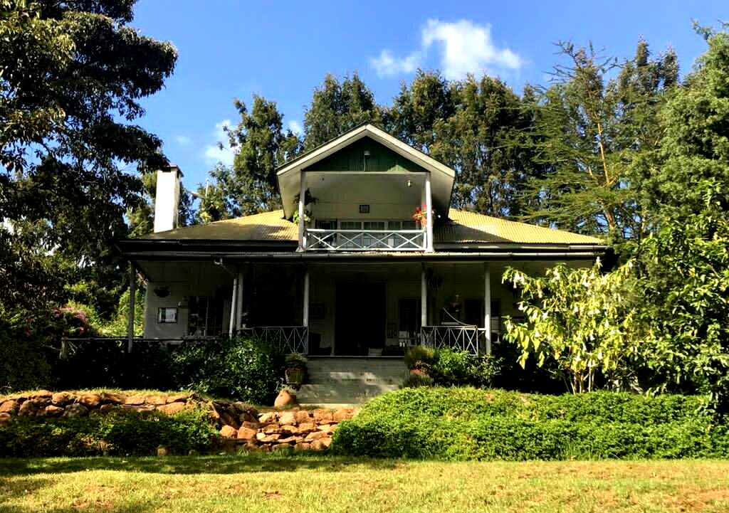 3-Bed Townhouse on 1.9 Acres with Big Garden – Karen