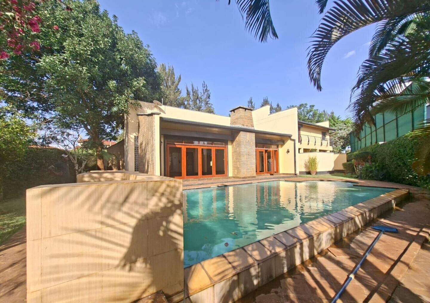 1/8 Acre Garden Home for Rent