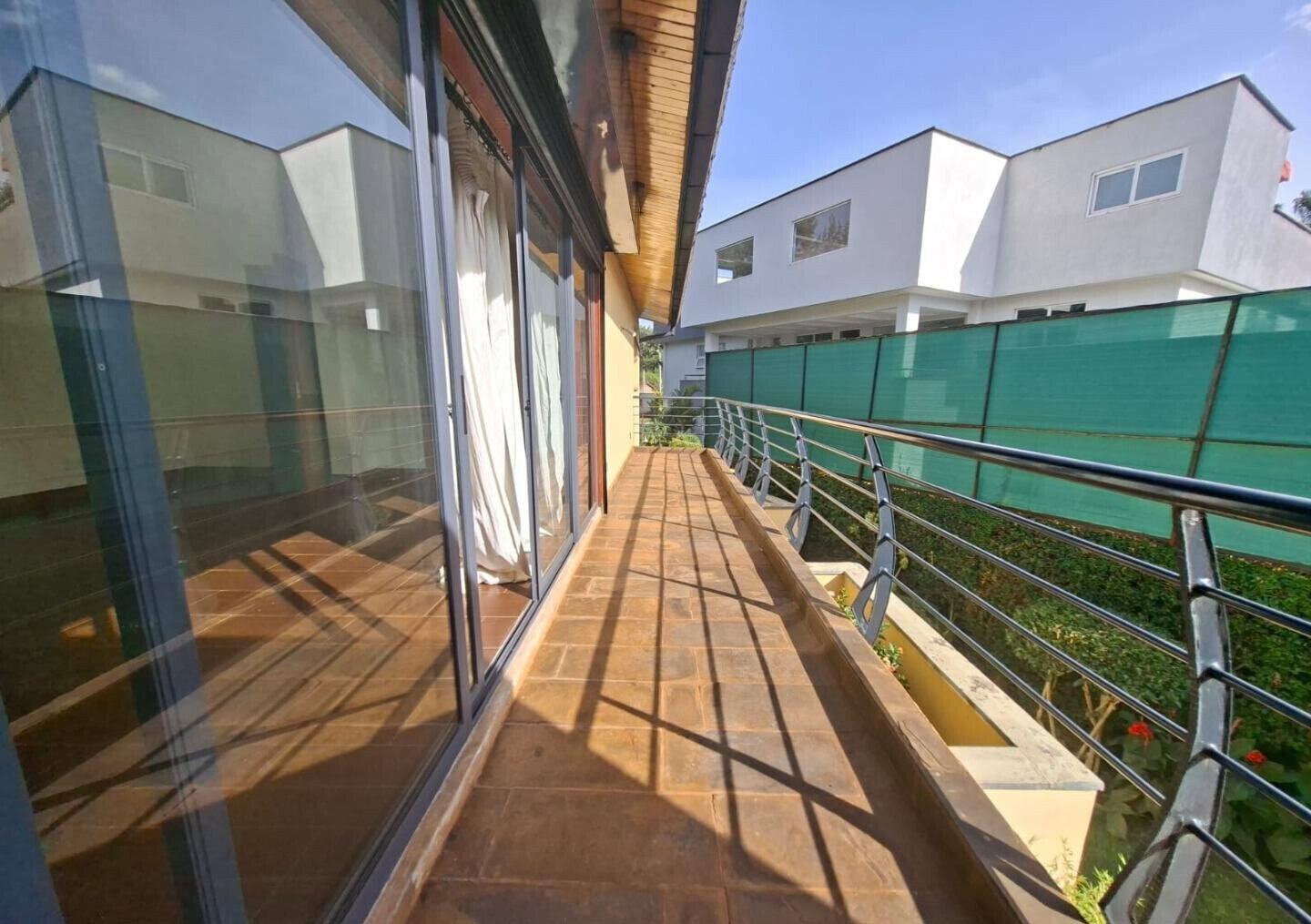 1/8 Acre Garden Home for Rent
