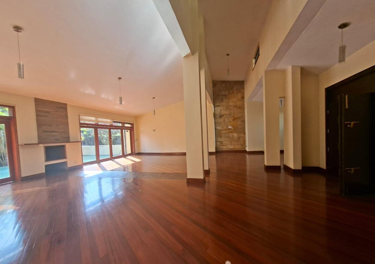 1/8 Acre Garden Home for Rent
