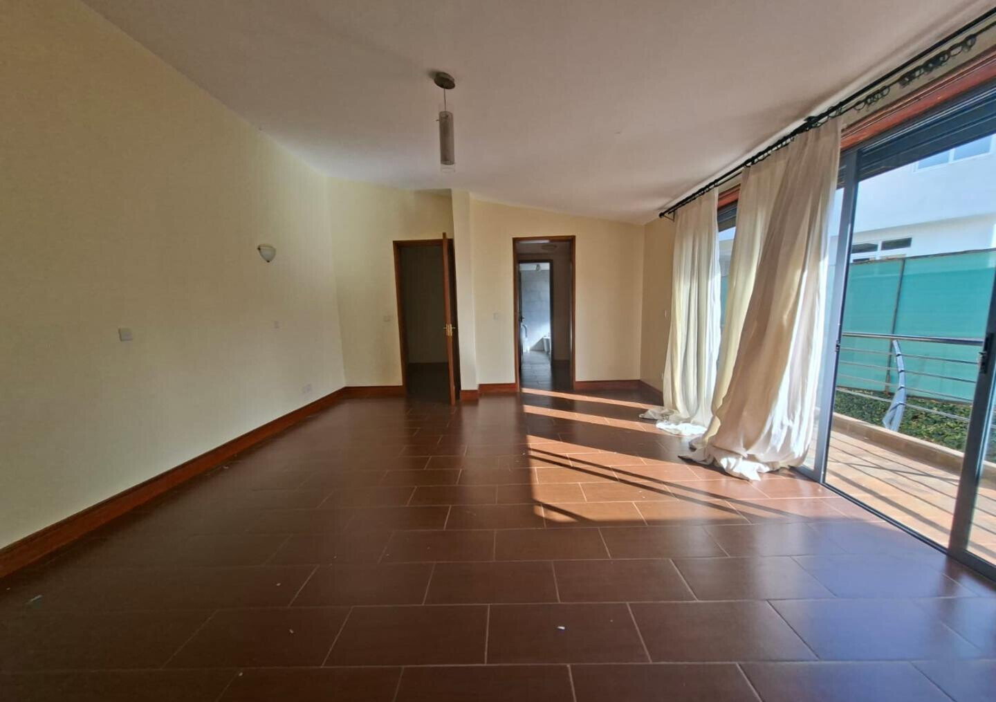 1/8 Acre Garden Home for Rent