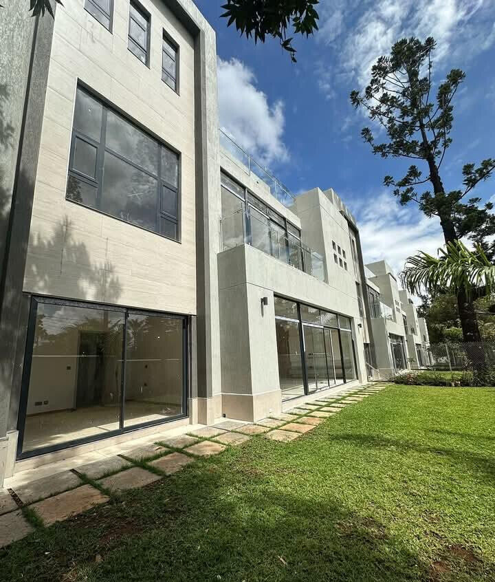 Brand New 5-Ensuite Villa in Gated Community of 7 - Lavington