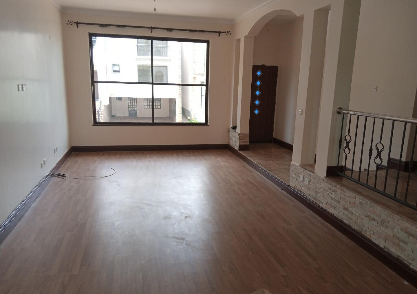 5-Ensuite Townhouse with Jacuzzi & Solar Panels - Westlands
