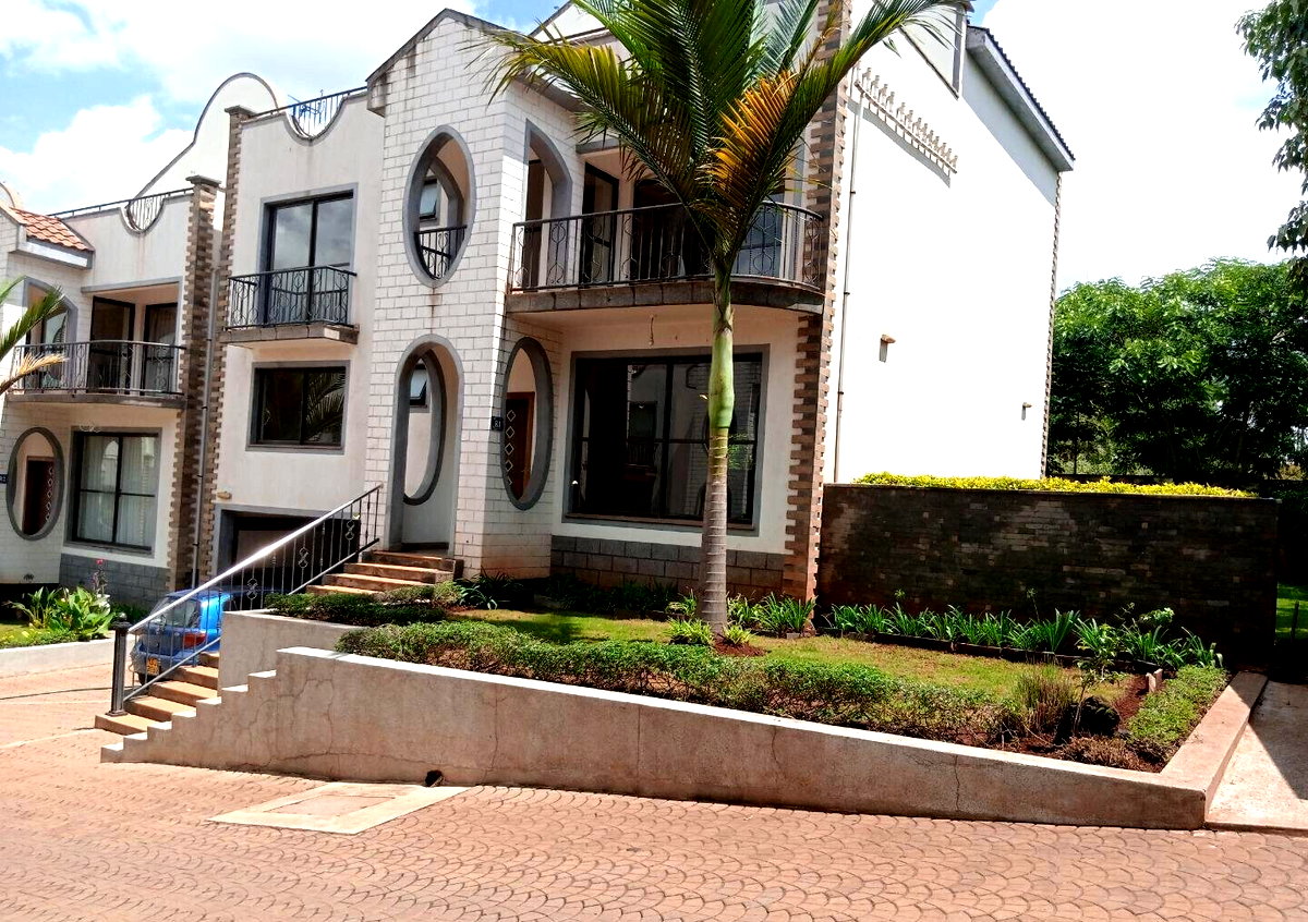 5-Ensuite Townhouse with Jacuzzi & Solar Panels - Westlands