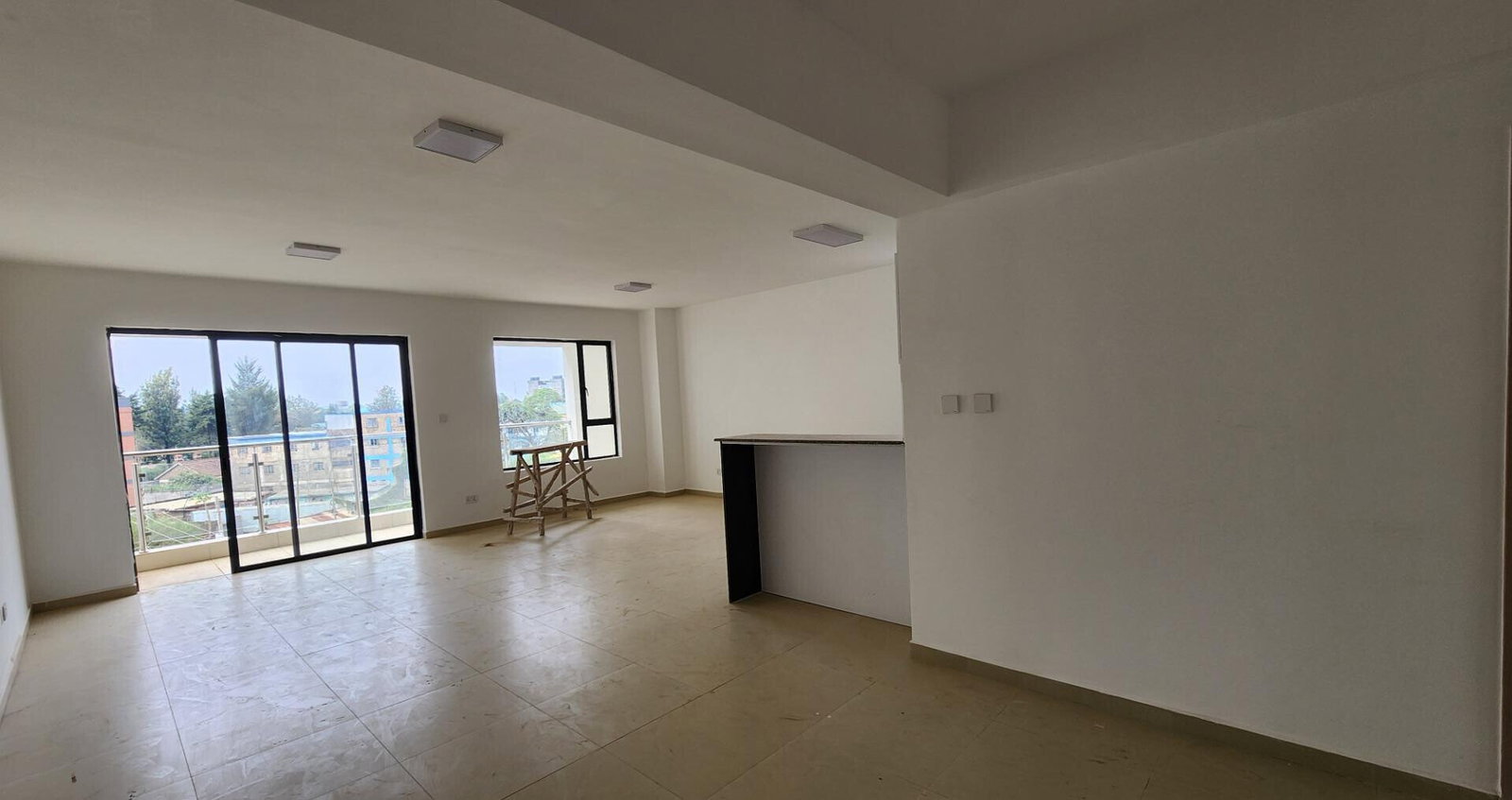 3BR Apartment with Rooftop Lounge & Gym - Ongata Rongai