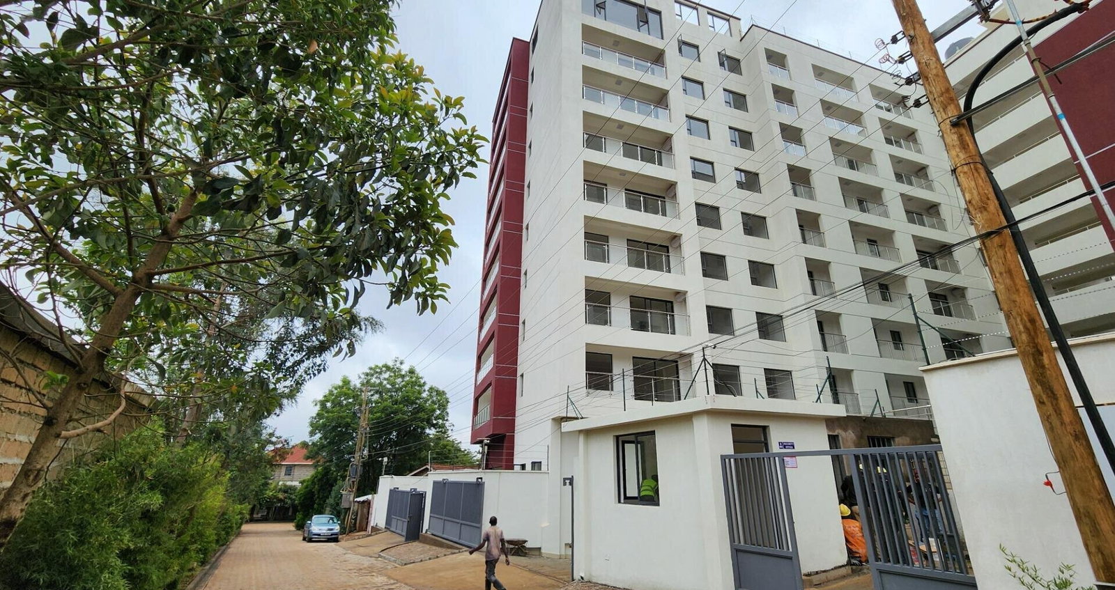 3BR Apartment with Rooftop Lounge & Gym - Ongata Rongai